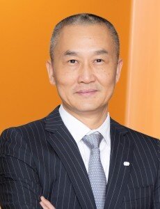 Mr. Lam Yau Fung, Curt