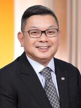 Dr. Yim Yuk Lun, Stanley BBS JP